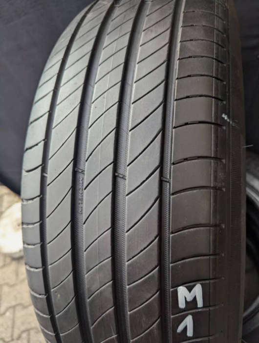 215/65/17 × 4 Michelin Primacy fairly used tyres