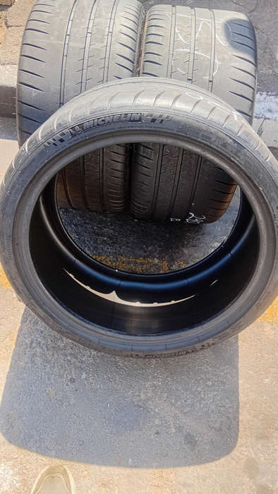 295/30/20 Michelin tyres for sale