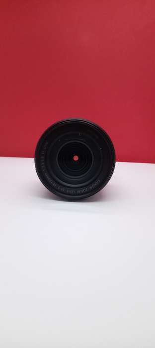 Canon EF 18-135mm f/3.5-5.6 IS USM ZOOM LENS