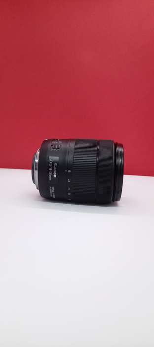 Canon EF 18-135mm f/3.5-5.6 IS USM ZOOM LENS