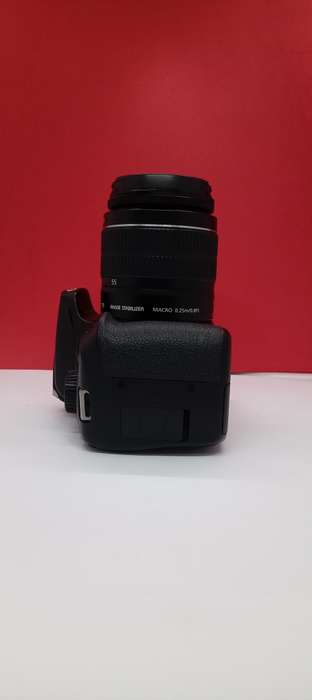 Canon EOS 4000D