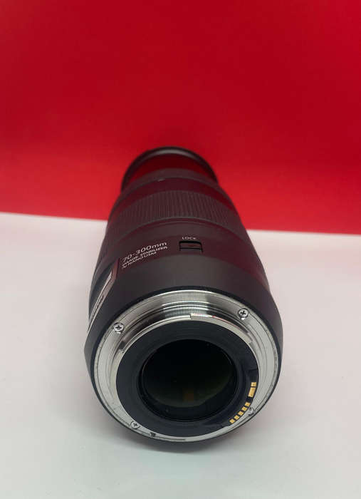 Canon EF 70-300mm 1-4-5.6 IS II USM Zoom lens