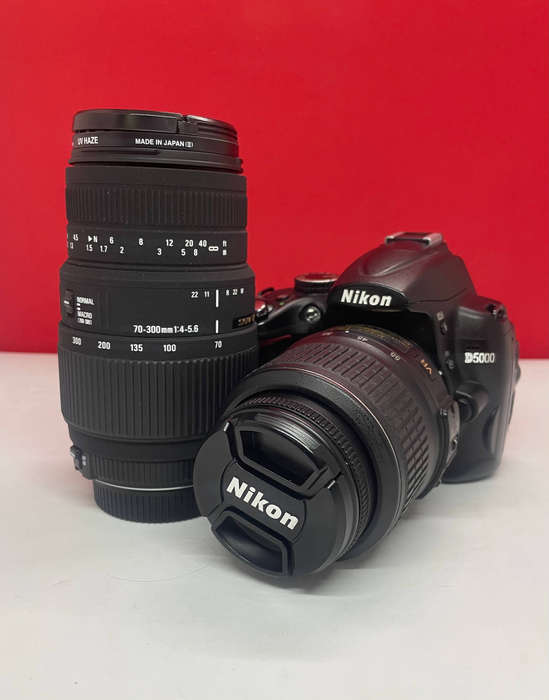 Nikon D5000 + 70-300mm Sigma zoom lens