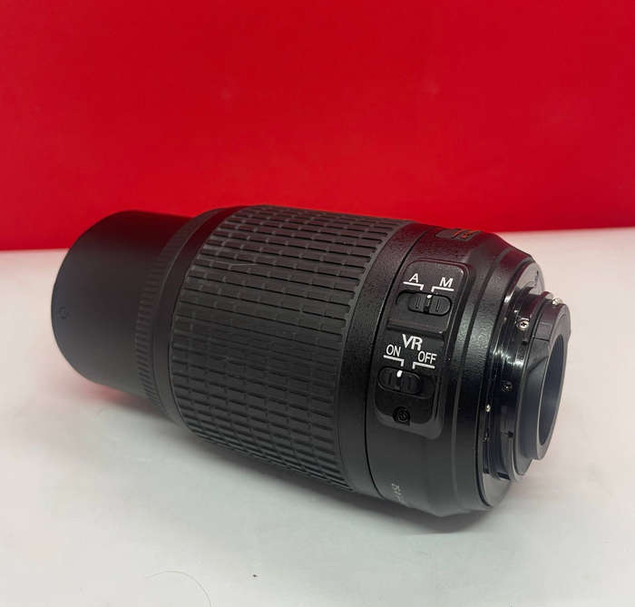 Nikon D5000 + 55-200mm VR Zoom lens