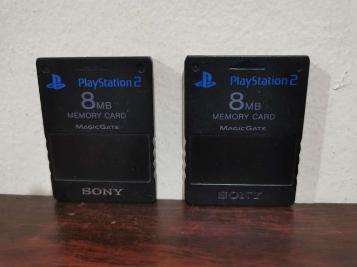 PlayStation 2 Memory Card Pair