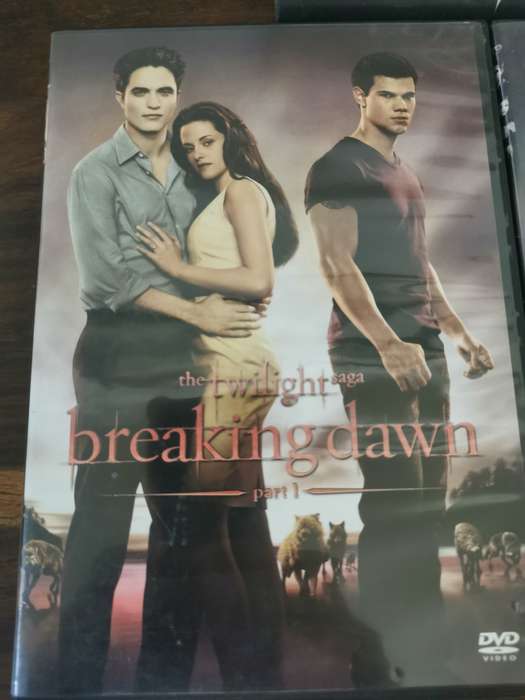 Twilight Saga Collector's Edition PLUS Breaking Dawn pt 1 and 2