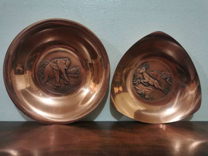 Vintage Copper Wall Decoration Pair