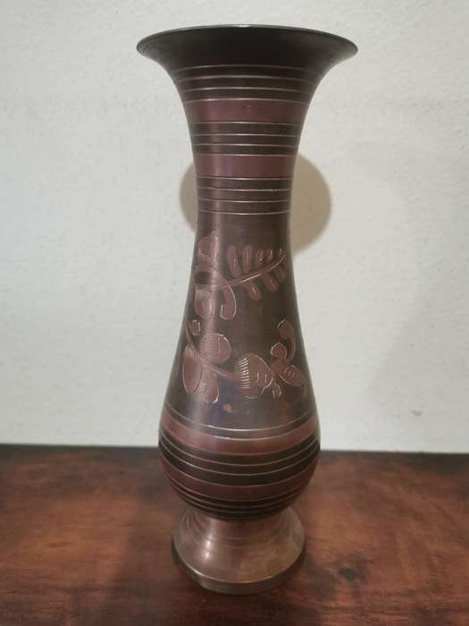 Gorgeous Vintage Etched and Coloured Brass Vase - 19,5cm