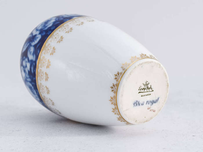 Rosenthal Bavaria Porcelain Vase  Cobalt Blue Roses & Gold Trim  c.1930s