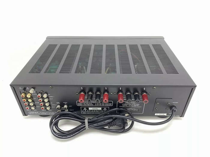 Rotel RA-980BX Stereo Integrated Amplifier 200 Watts RMS Vintage 1991 Good Look
