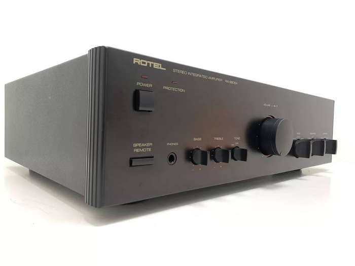 Rotel RA-980BX Stereo Integrated Amplifier 200 Watts RMS Vintage 1991 Good Look