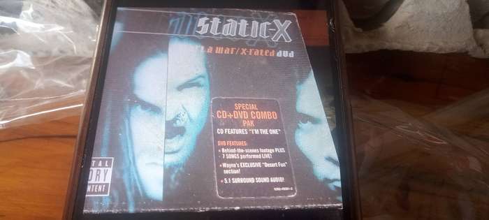 Static x start a war / x rated DVD with cd