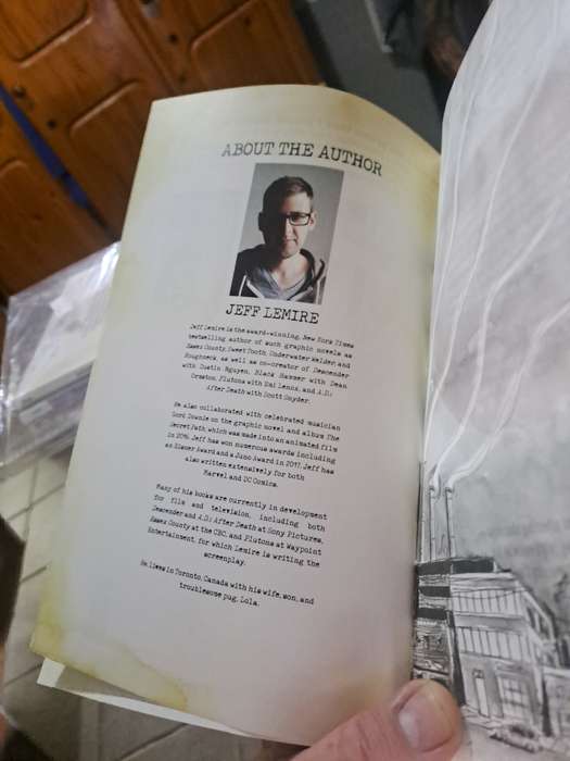 Royal City Vol.1 Next Of Kin ISBN 9781534302624 (Image)