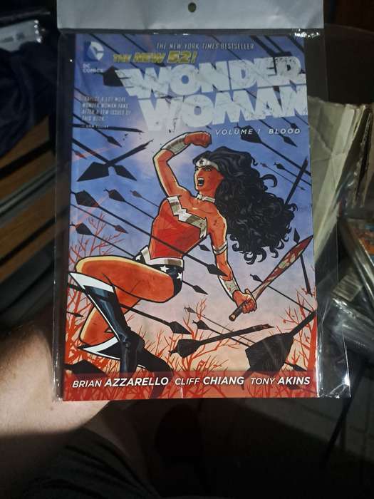 The New 52 Wonder Woman Vol.1 Blood [ISBN 9781401235628] (DC)