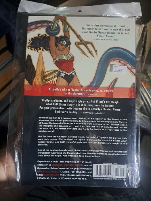 The New 52 Wonder Woman Vol.1 Blood [ISBN 9781401235628] (DC)