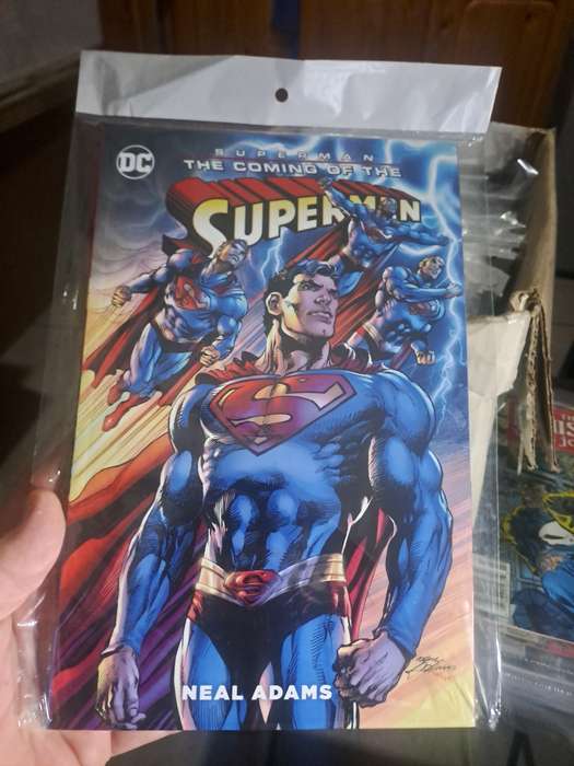Superman  The Coming Of The Superman  [ISBN 9781401274894] (DC)