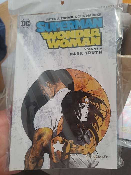 Superman Wonder Woman Vol.4 Dark Truth [ISBN 9781401265441] (DC)