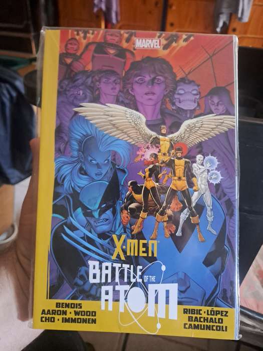 X-Men Battle Of The Atom [ISBN 9780785189077] (Marvel)