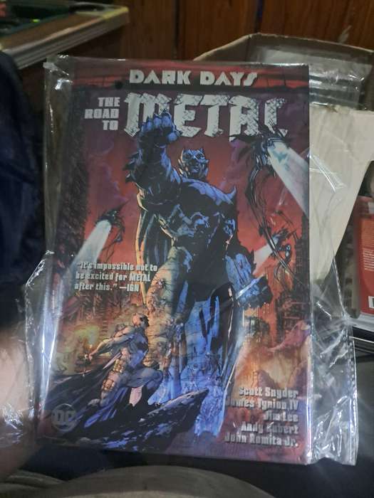 Dark Days The Road To Metal [ISBN 9781401278199] (DC)