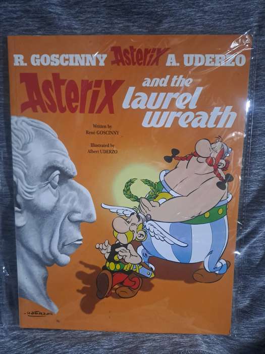 Asterix And Laurel Wreath [ISBN 0752866370](Orion Books)