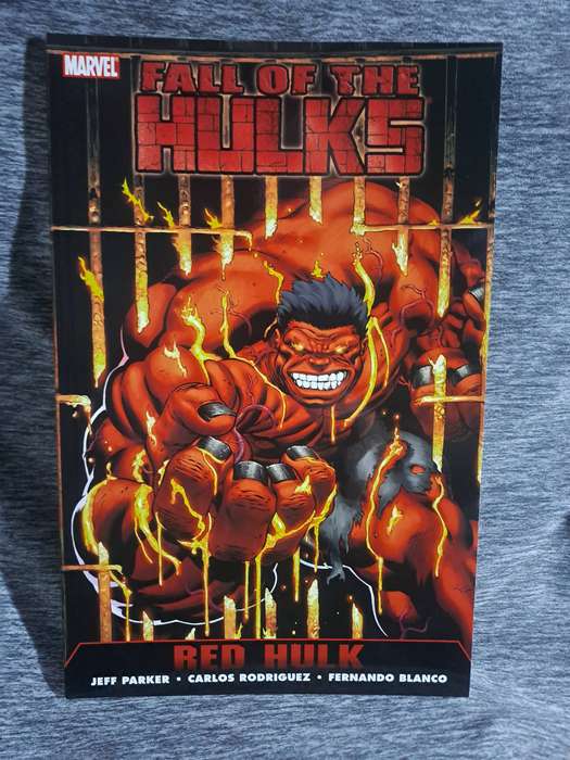 Hulk:Fall Of The Hulks Red Hulk [ISBN 9780785147954](Marvel Comics)