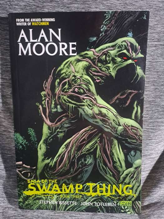 Saga Of The Swamp Thing Book Three [ISBN 9781401227678](Vertigo Comics)
