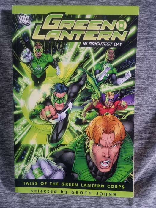 Green lantern In The Brightest Day [ISBN 9781401219864](DC Comics)