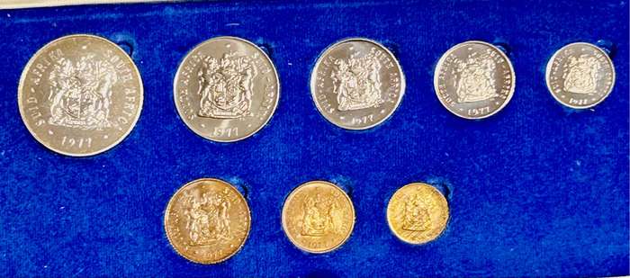 1977 SA Proof SetSILVER R1 in Original SA Mint box Mintage 7000