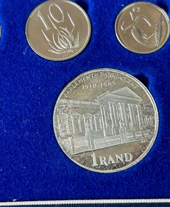 1984 SA Short Proof Set in Original SA Mint Box Double One Rand LOW MINTAGE 9859
