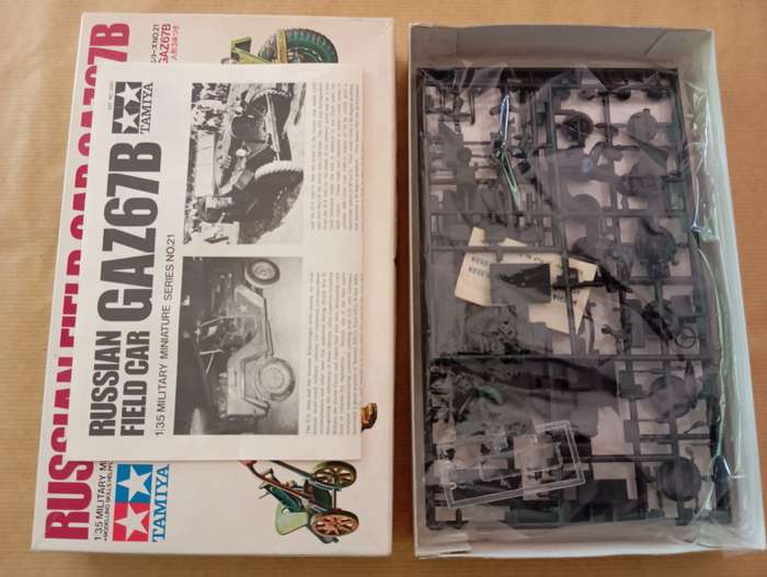 Scale Model Kit 1:35 - Russian Field Car - Tamiya