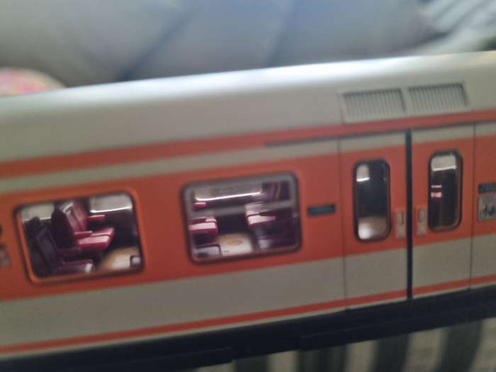 ROCO S-Bahn Control Car & Passenger /Dining CARS (H0 Scale)