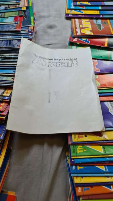 Valuable Collectors Illustrated Encyclopaedia of Aircraft edition 1 to 216