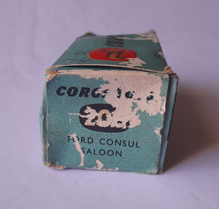 Corgi Toys 200 Ford Consul In Original Box. 9cm.