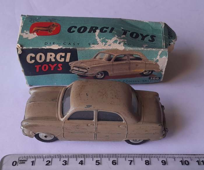 Corgi Toys 200 Ford Consul In Original Box. 9cm.