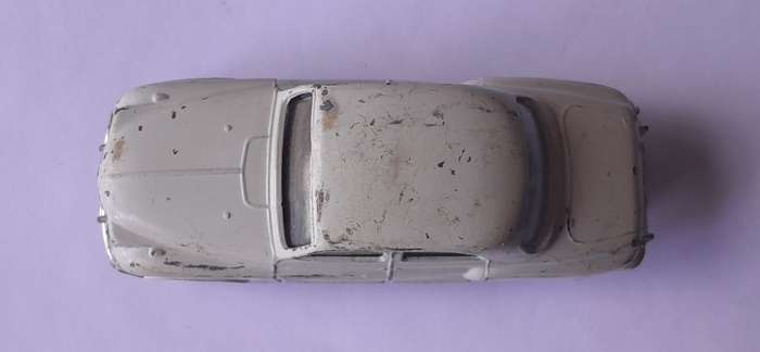 Corgi Toys 204 Rover 90 Saloon In Original Box. 9.9cm.