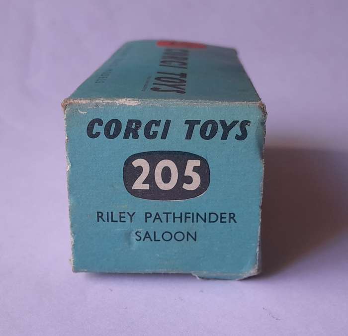 Corgi Toys 205 Riley Pathfinder In Original Box. 9.9cm.