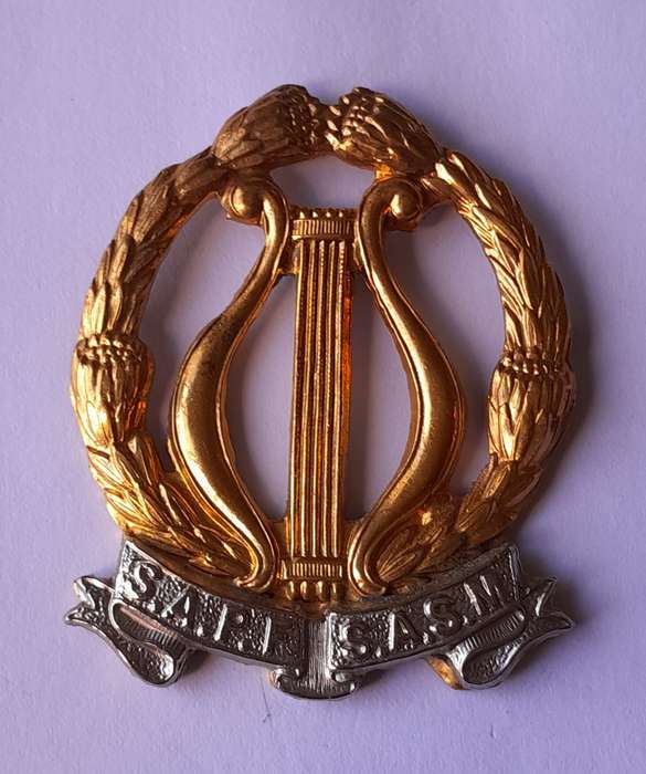 SADF Army Band Badge Set.  Cap, Collar and Lapel.