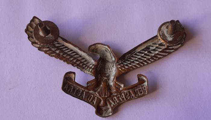 Early SA Airforce Cap Badge.  All Screw Lugs Intact.