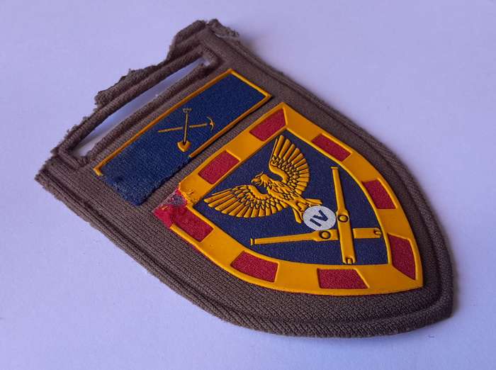 SADF 4 Artillery Regiment with Northwest Command Bar Tupper Flash. Damaged.