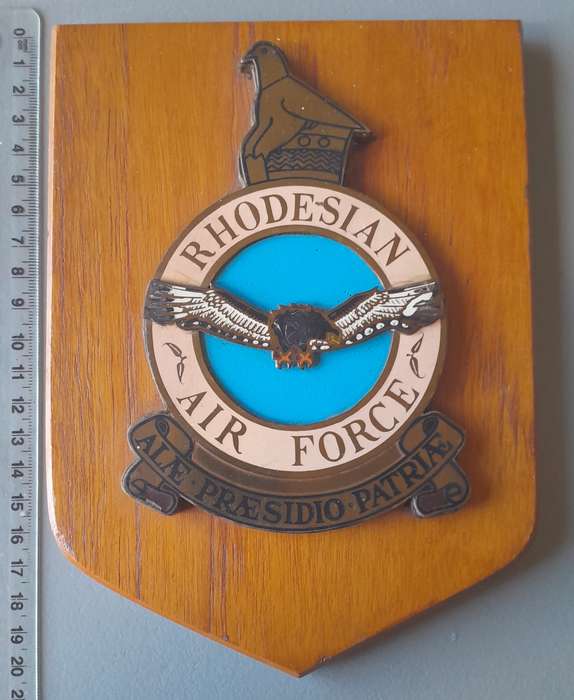 Vintage Rhodesian Air Force Plaque. 20 x 15cm.