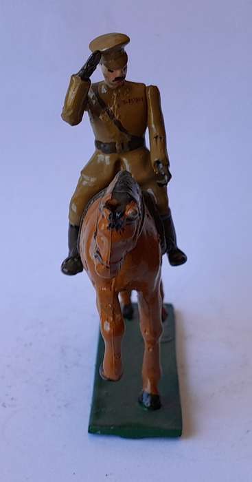Boer War Cavalryman Officer Lead Figurine.  8cm