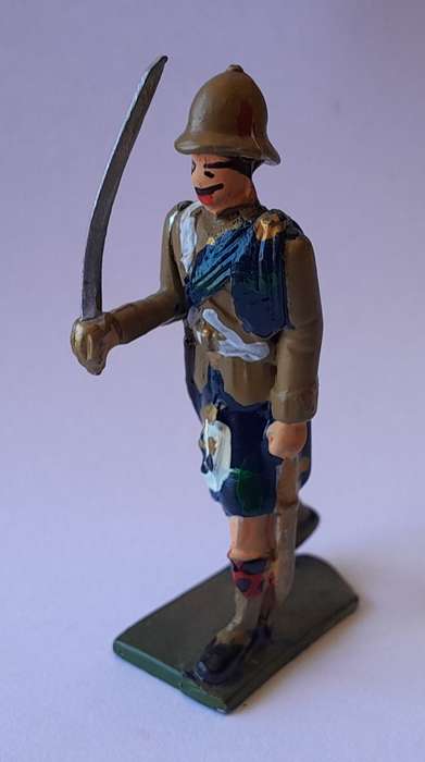 Boer War Black Watch Lead Figurine.  6cm
