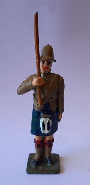 Boer War Black Watch Lead Figurine.  6cm