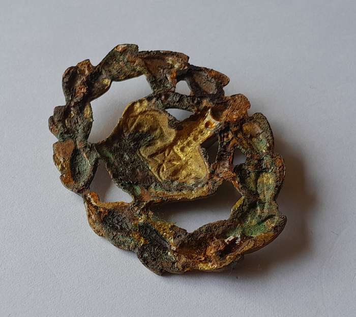 WW2 British Army Warrant Officer Large Rank Badge.  No Lugs.