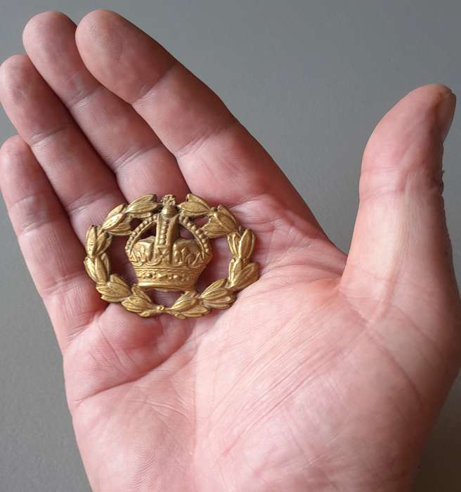 WW2 British Army Warrant Officer Large Rank Badge.  No Lugs.