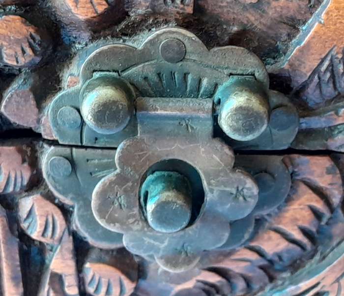 Antique Chinese Hand-Carved Camphor Wood Box Chest. 25.5cm.