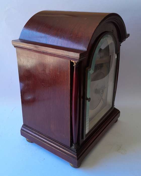 Antique Gustav Becker Mantel Clock in Mahogany Case. Working Condition.