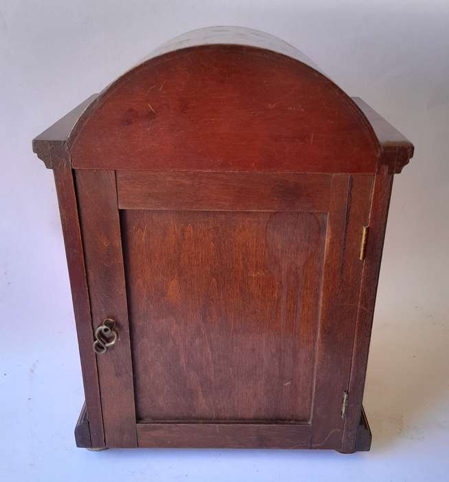 Antique Gustav Becker Mantel Clock in Mahogany Case. Working Condition.