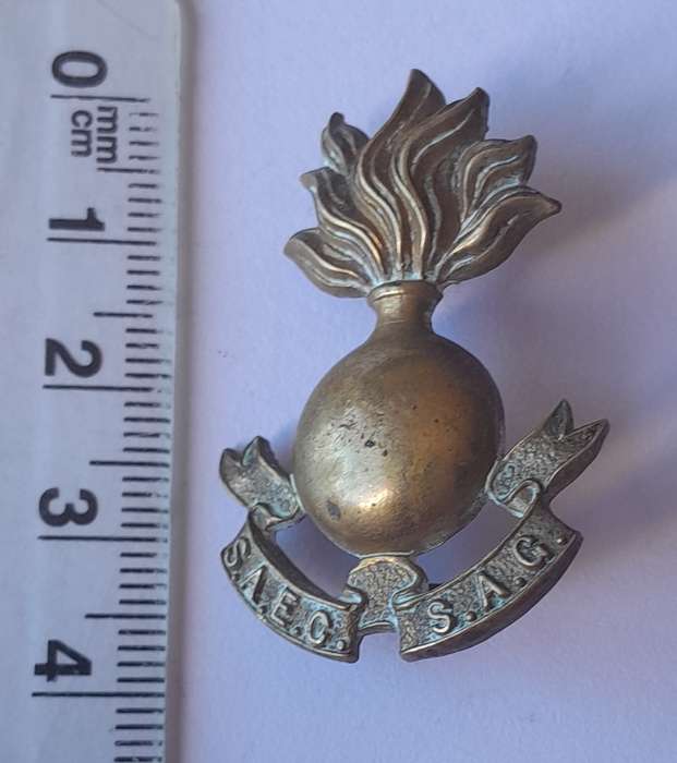Early SA Army Engineers Corps Badge.  Lugs Intact.