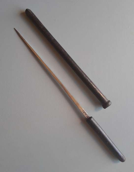 Rare WW2 U.S. Army Officer's Swagger Stick Dagger.  Leather And Steel.